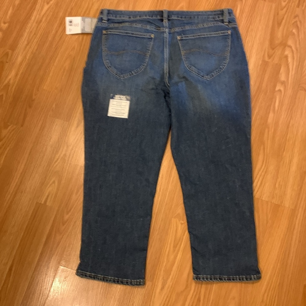 RIDERS BY LEE 16M Midrise Denim Capri - Picture 6 of 12